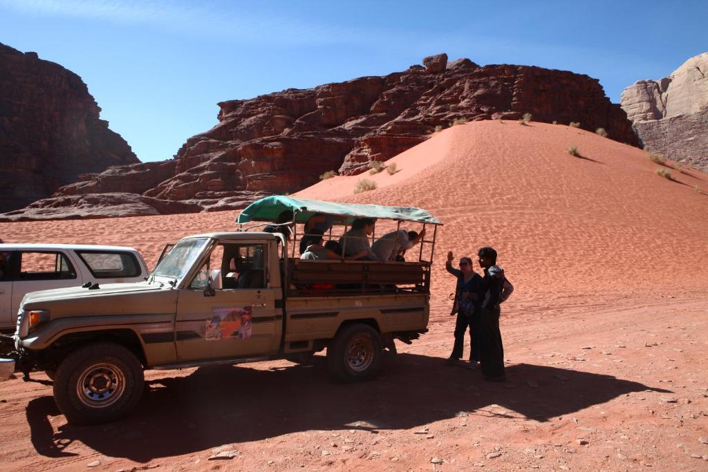 Hotel Bedouin Expedition à Wadi Rum Extérieur photo