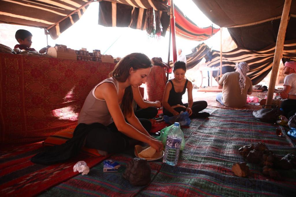 Bedouin Expedition Wadi Rum Extérieur photo