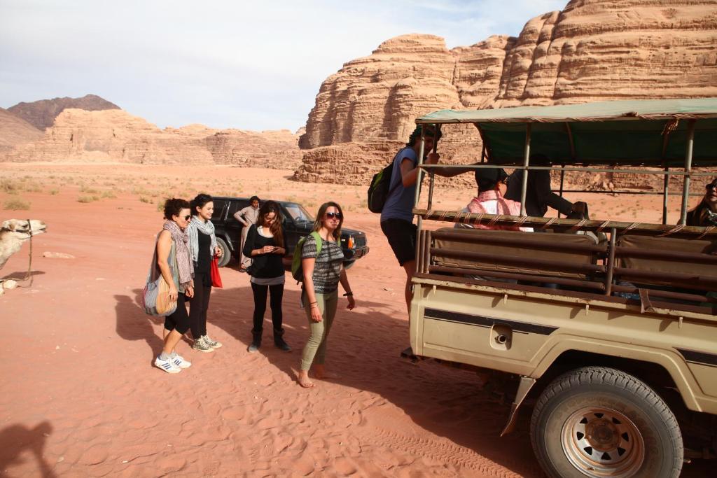 Bedouin Expedition Wadi Rum Extérieur photo