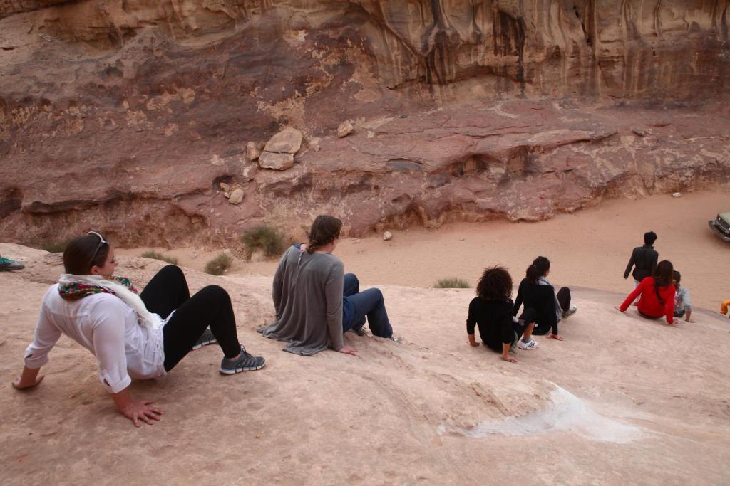 Hotel Bedouin Expedition à Wadi Rum Extérieur photo